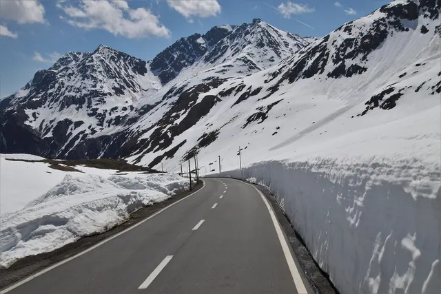 the side of the road, snow, mountains, the stage, steep, pass, asphalt, peak, switzerland, high, array, the height of the, mountain, overlap, nature, travel, perspective, the alps,