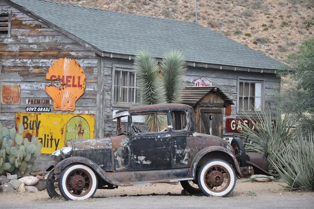 route 66, old signs, america, vintage, historic, transportation, 66, route, highway, tourism, retro, usa, travel. USA Travel: Accessibility Questions for Vintage Sign Trips